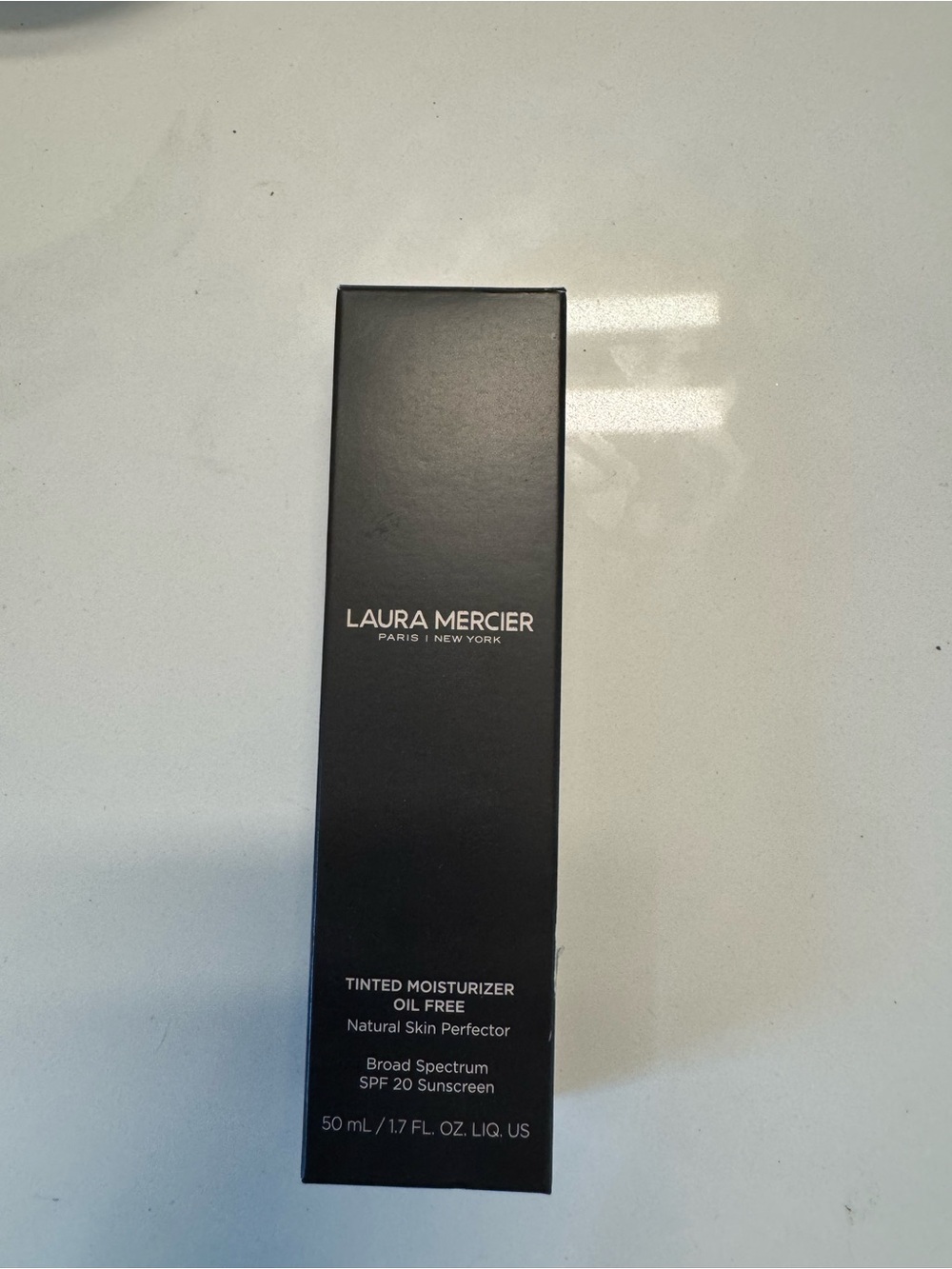 laura mercier Almond 4C1 tinted moisturizer